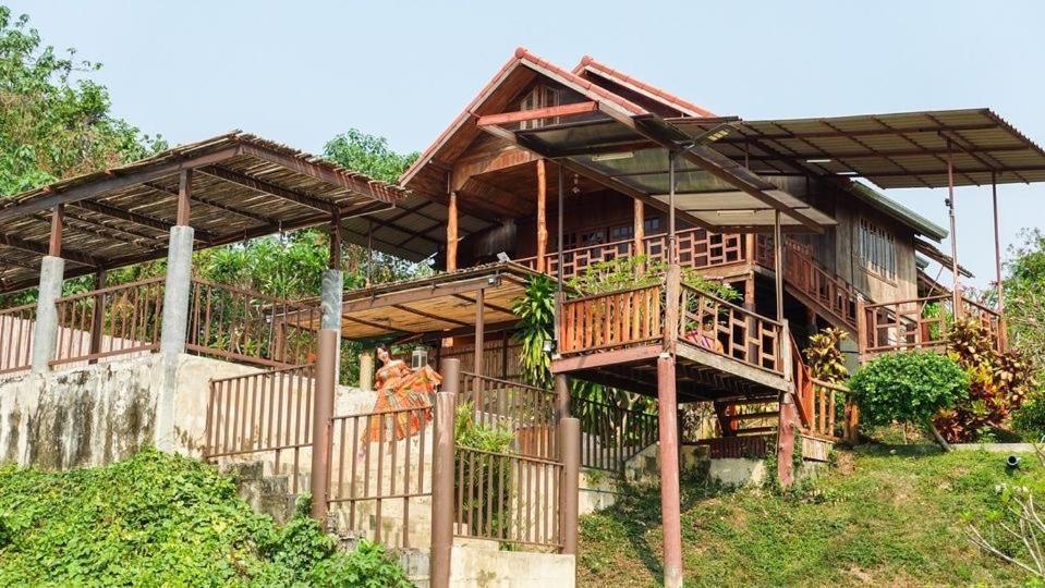 Baanrai Khunya บ้านไร่คุณย่า Сайок Экстерьер фото